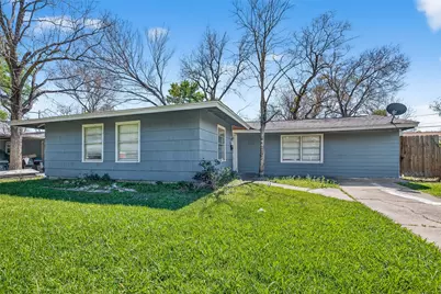 6022 Lyndhurst Drive, Houston, TX 77033 - Photo 1