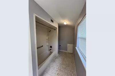 2015 Hamlin Valley Drive, Houston, TX 77090 - Photo 24