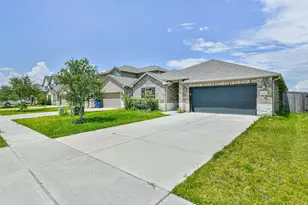 10008 Deussen Ln, Texas City, TX 77591 - Photo 2