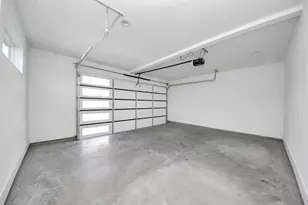 5030 Mallow St, Houston, TX 77033 - Photo 36