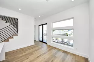 5030 Mallow St, Houston, TX 77033 - Photo 6