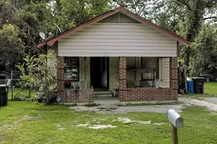 8310 Sultan Dr, Houston, TX 77078 - Photo 2