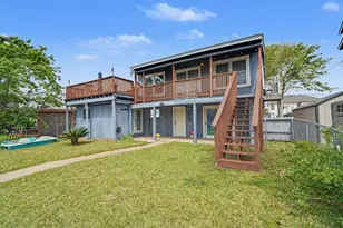 370 Ling St, Bayou Vista, TX 77563 - Photo 1