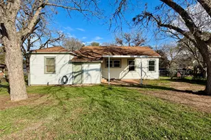 1104 Marie St, Brenham, TX 77833 - Photo 18