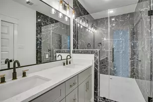 4833 Paula St, Houston, TX 77033 - Photo 20