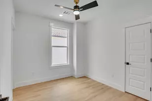4833 Paula St, Houston, TX 77033 - Photo 18