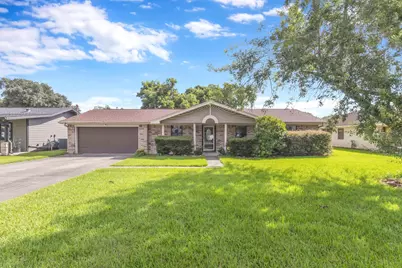 915 S 14th Street, Nederland, TX 77627 - Photo 1