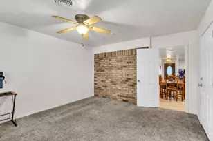 915 S 14th St, Nederland, TX 77627 - Photo 22