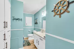 915 S 14th St, Nederland, TX 77627 - Photo 18