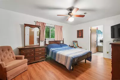 8406 E Mount Houston Road, Houston, TX 77050 - Photo 12