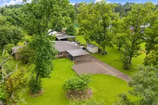 8406 E Mt Houston Rd, Houston, TX 77050 - Photo 1