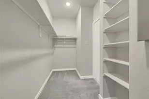 9431 Jutland Rd, Houston, TX 77033 - Photo 20
