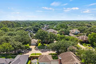 10530 Echo Falls Ln, Houston, TX 77095 - Photo 32