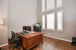 8906 Majesty Ln, Richmond, TX 77469 - Photo 14