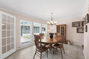 10622 Sagevale Ln, Houston, TX 77089 - Photo 4