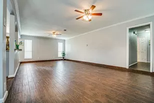 10061 Timberwood Dr, Houston, TX 77080 - Photo 4
