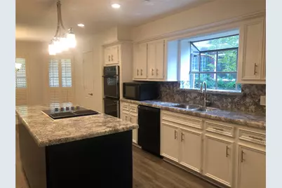 135 Lakeside Drive, Conroe, TX 77356 - Photo 6