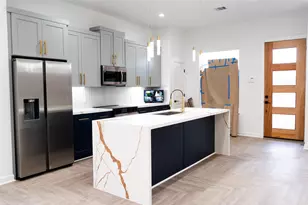 5018 Dieppe St, Houston, TX 77033 - Photo 8