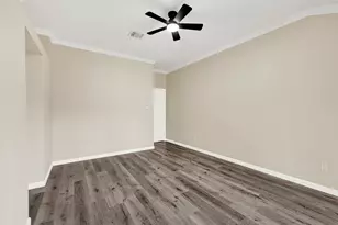 5306 Shady Gardens Dr, Houston, TX 77339 - Photo 18