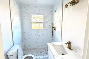 9306 Grady St, Houston, TX 77016 - Photo 6