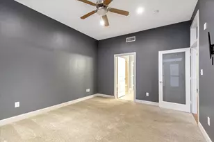 300 St Joseph Pkwy, Houston, TX 77002 - Photo 20