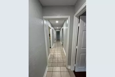 10622 Norton Drive, Houston, TX 77043 - Photo 16