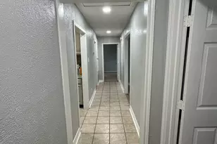 10622 Norton Dr, Houston, TX 77043 - Photo 16