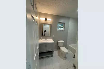10622 Norton Drive, Houston, TX 77043 - Photo 12