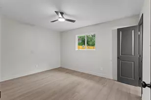 170 Maple St, Vidor, TX 77662 - Photo 12