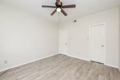 10051 Westpark Drive #207, Houston, TX 77042 - Photo 30