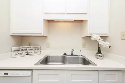 10051 Westpark Drive #207, Houston, TX 77042 - Photo 6