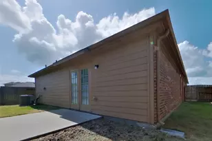 417 Palomino Stand Dr, La Marque, TX 77568 - Photo 18