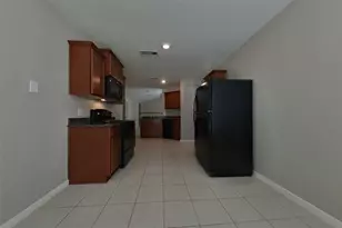 417 Palomino Stand Dr, La Marque, TX 77568 - Photo 4