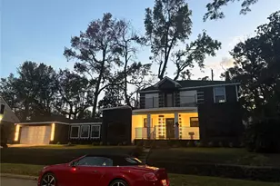 1820 N MacGregor Way, Houston, TX 77023 - Photo 2