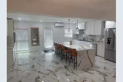 1820 N Macgregor Way, Houston, TX 77023 - Photo 16