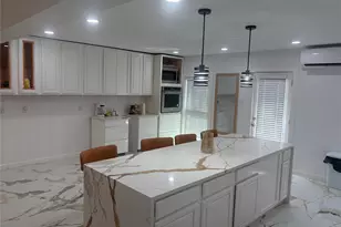 1820 N MacGregor Way, Houston, TX 77023 - Photo 20