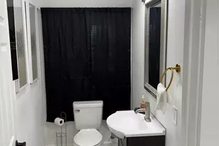 1820 N MacGregor Way, Houston, TX 77023 - Photo 24