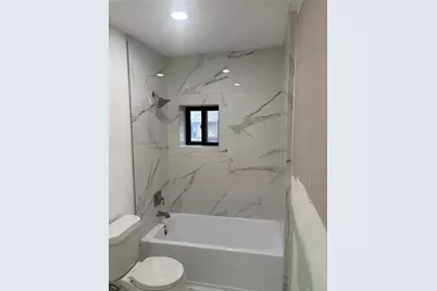 1820 N Macgregor Way, Houston, TX 77023 - Photo 12