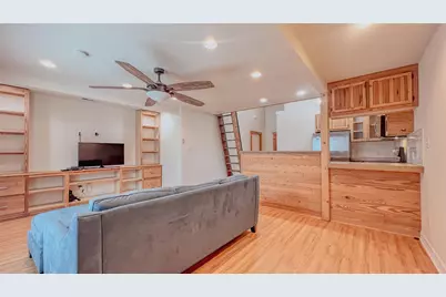 3520 Avenue S 1/2, Galveston, TX 77550 - Photo 38