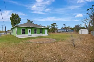 2546 16th St, Hempstead, TX 77445 - Photo 32