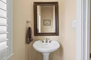 2715 Sherwin St, Houston, TX 77007 - Photo 16