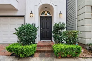 2715 Sherwin St, Houston, TX 77007 - Photo 2