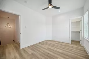 8412 Vera Lou St, Houston, TX 77051 - Photo 14