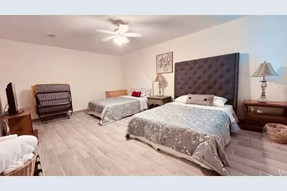 3936 Wagon Road, Dickinson, TX 77539 - Photo 32