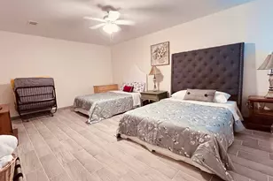 3936 Wagon Rd, Dickinson, TX 77539 - Photo 32