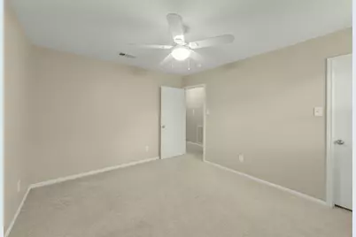 14915 Chadbourne Drive, Houston, TX 77079 - Photo 32