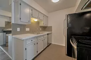 606 Marshall St, Houston, TX 77006 - Photo 4