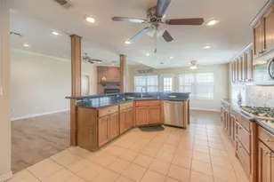 320 Lakefront Dr, Onalaska, TX 77360 - Photo 8