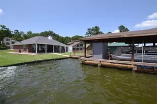 320 Lakefront Dr, Onalaska, TX 77360 - Photo 2