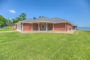 320 Lakefront Dr, Onalaska, TX 77360 - Photo 26